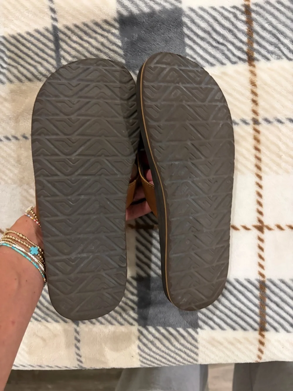 Reef Men’s Black Footbed Brown Leather Flip Flops